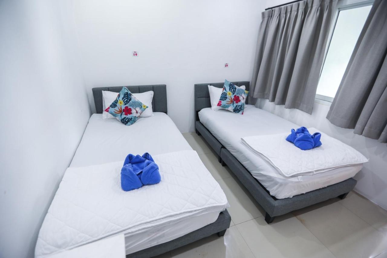 Arena Boutique Hotel Female Only Тонг Сала Экстерьер фото