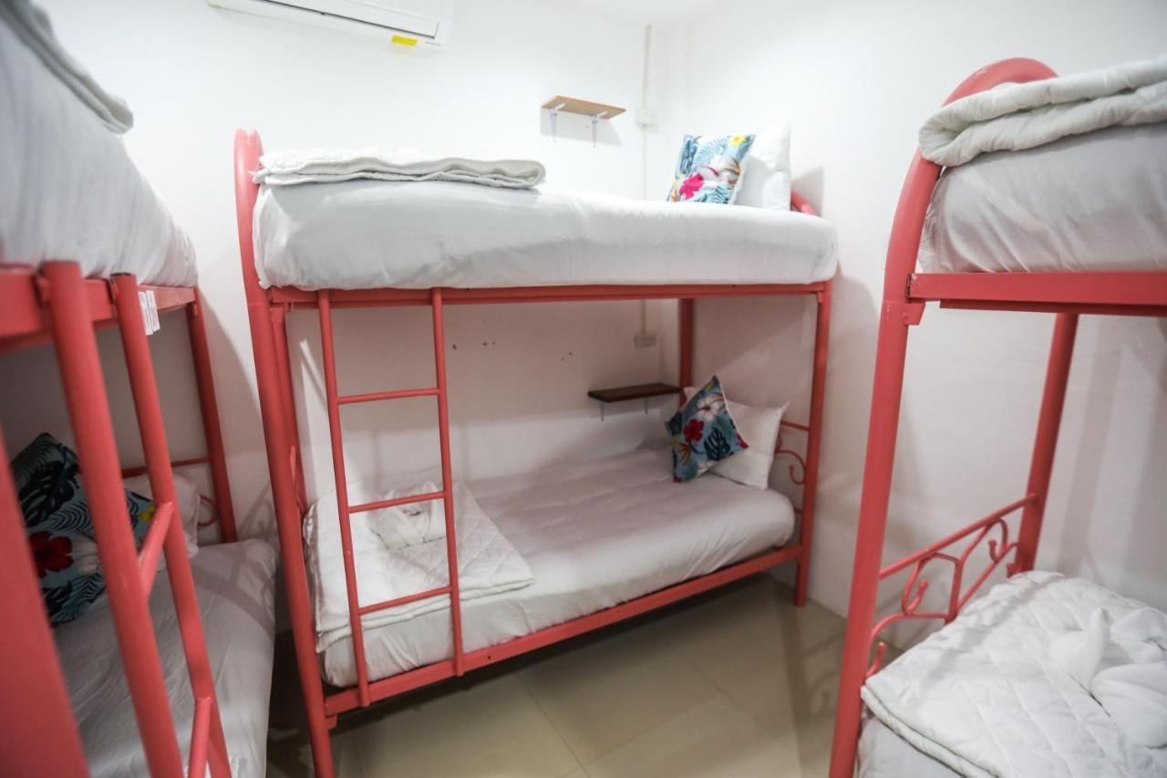 Arena Boutique Hotel Female Only Тонг Сала Экстерьер фото