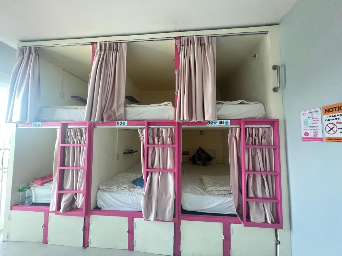 Arena Boutique Hotel Female Only Тонг Сала Экстерьер фото