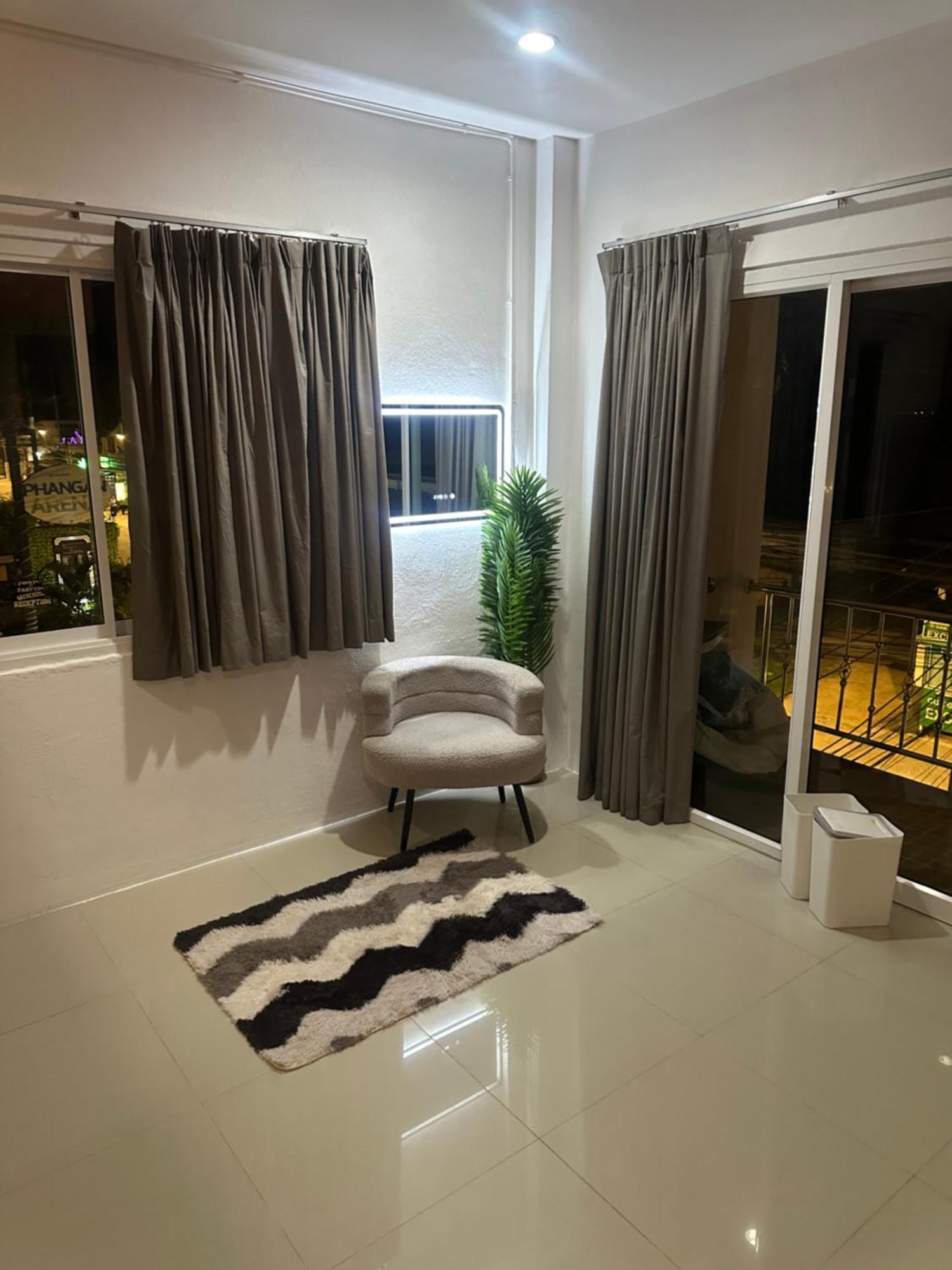 Arena Boutique Hotel Female Only Тонг Сала Экстерьер фото